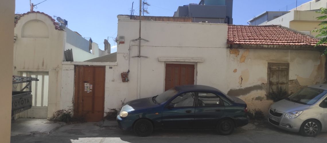 REAL ESTATE CRETE Πωλείται παλιά μονοκατοικία Ατσαλένιο Ηράκλειο Κρήτης For sale old detached house Steel Heraklion Crete ΜΟΝΟΚΑΤΟΙΚΙΑ ΓΙΑ ΚΑΤΕΔΑΦΙΣΗ εικόνα ακινήτου