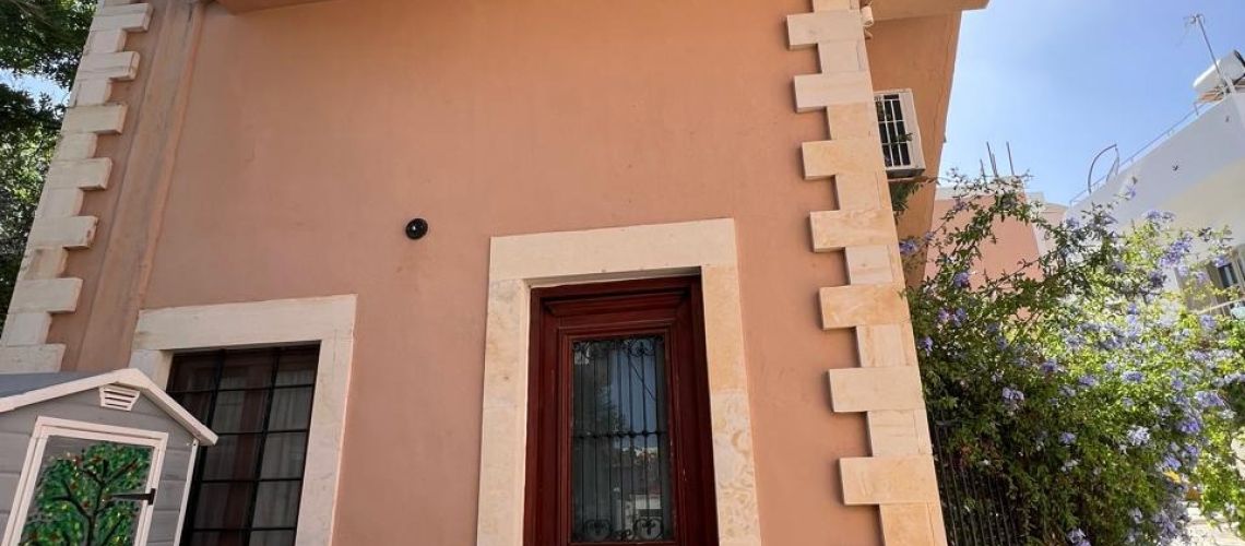 Γοητευτικό διαμέρισμα με μικρή αυλή Καμηλάρι Μοίρες Κρήτη Charming apartment with a small courtyard Kamilari Mires Crete εικόνα ακινήτου