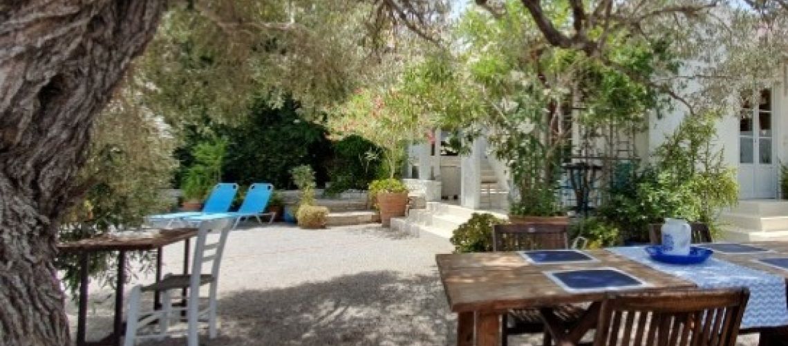 Κρήτη: Παραδοσιακό σπίτι με κήπο, σε ένα από τα ομορφότερα χωριά Σίβας Ματάλων Crete: Traditional house with garden, in one of the most beautiful villages of Sivas Matalon εικόνα ακινήτου