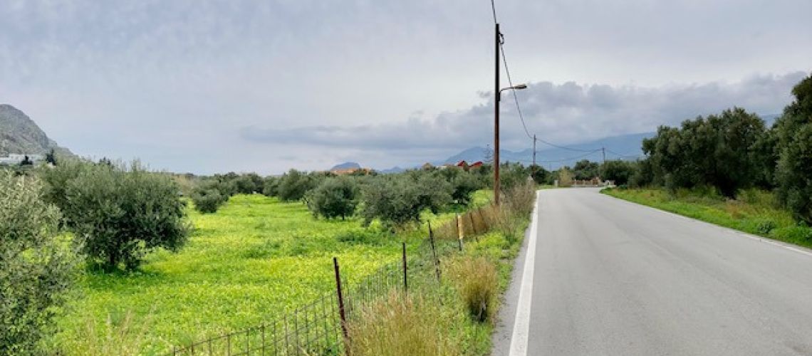 Πλακιάς οικόπεδο πάνω στον κεντρικό για Λευκόγεια Plakias plot on the main road for Lefkogeia εικόνα ακινήτου