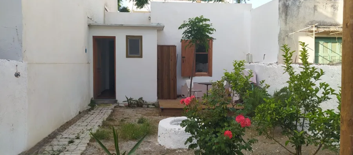 Πωλείται μικρή Μονοκατοικία στο κέντρο της πόλεως Κω Small detached house for sale in the center of Kos town εικόνα ακινήτου