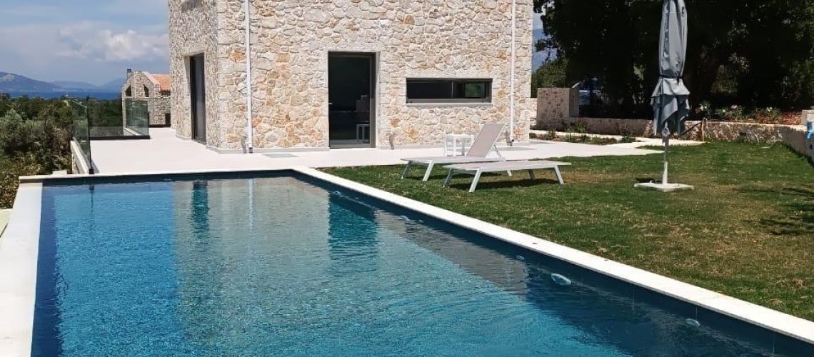 Πωλείται πολυτελή βίλα 166τμ με θέα θάλασσα Βαθύ Μεγανήσι Luxurious villa for sale 166sqm with sea view Vathi Meganisi εικόνα ακινήτου