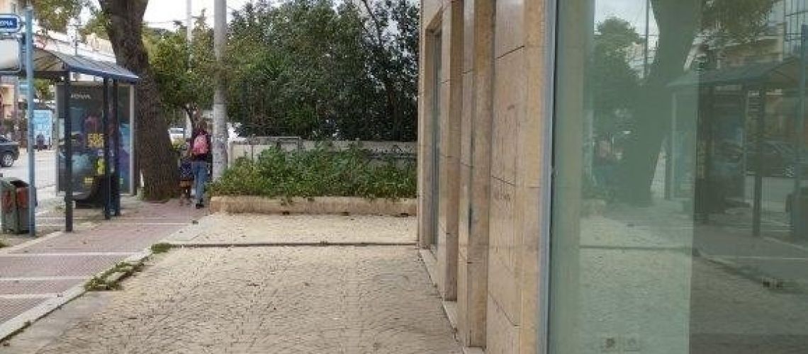 Ενοικιάζεται γωνιακό κατάστημα προβολής στο Ψυχικό Αθήνα κατάλληλο για γραφεία Corner display shop for rent in Psychiko, Athens, suitable for offices εικόνα ακινήτου