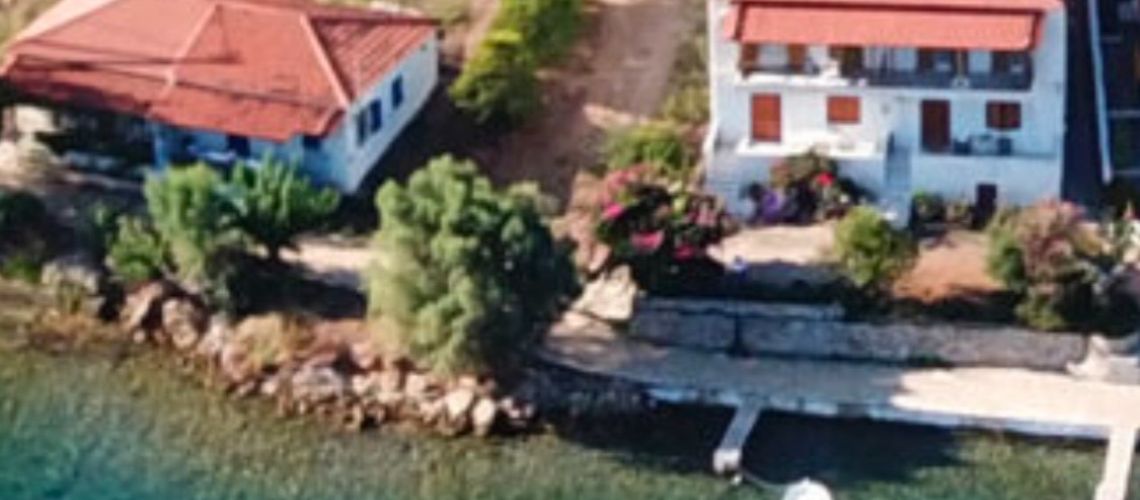 Πωλείται οικόπεδο μπροστά στη θάλασσα Τριζόνια Φωκίδας Plot for sale in Trizonia, Fokida, in front of the sea εικόνα ακινήτου