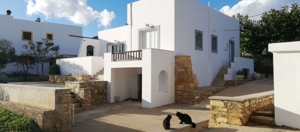 Πωλείται oικία με πρόσβαση σε παραλία και θέα τον Άγιο Ισίδωρο Λέρος House for sale with beach access and view of Saint Isidoros Lerou εικόνα ακινήτου