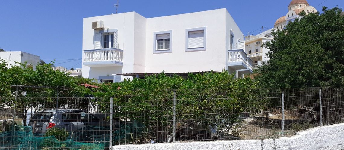 Πωλείται τριάρι διαμέρισμα με θέα θάλασσα Παντέλι, Λέρου Two bedrooms apartment with sea view for sale in Panteli, Leros εικόνα ακινήτου