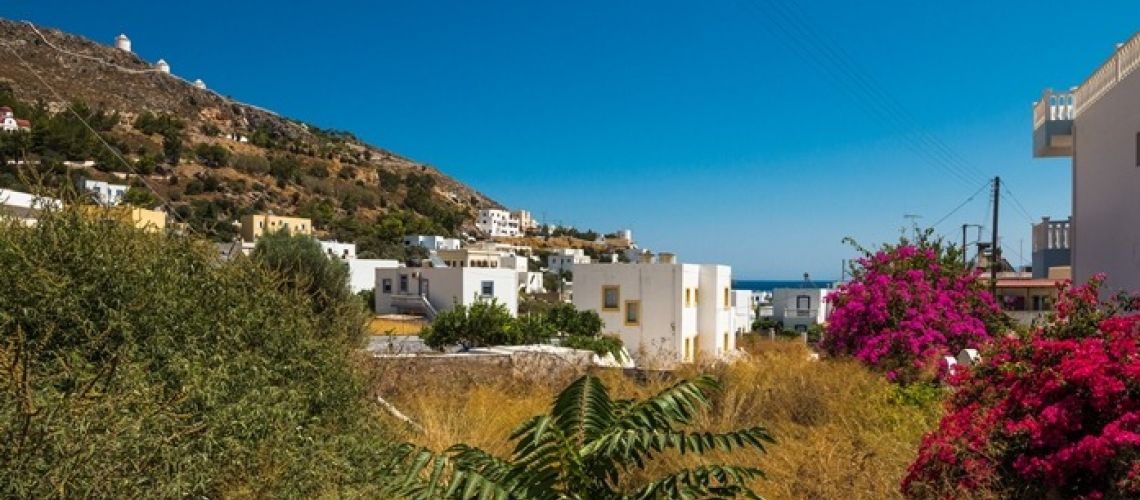 Πωλείται οικόπεδο στο κέντρο του Παντελιού στη Λέρο Land for sale in the center of Panteli, Leros εικόνα ακινήτου