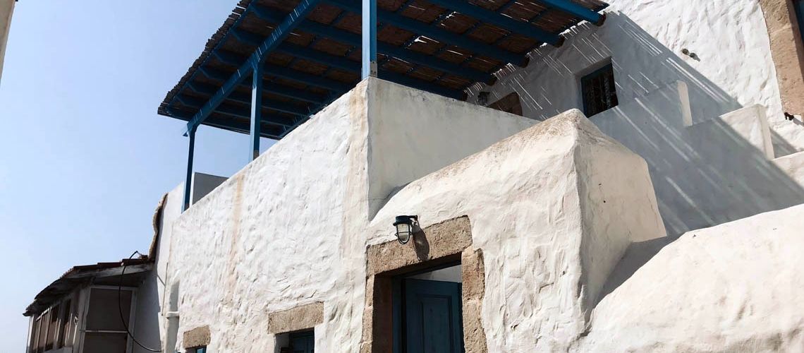 Πωλείται διώροφο σπίτι πλήρως εξοπλισμένο και ανακαινισμένο Σπήλια Λέρος For sale two-storey house fully equipped and renovated Spilia Leros εικόνα ακινήτου