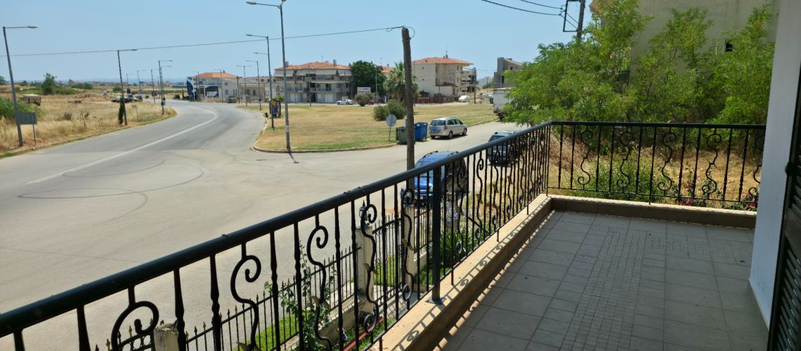 Πωλείται τεσσάρι διαμέρισμα με πάρκινγκ Φλογητά Προποντίδα Χαλκιδική εικόνα ακινήτου