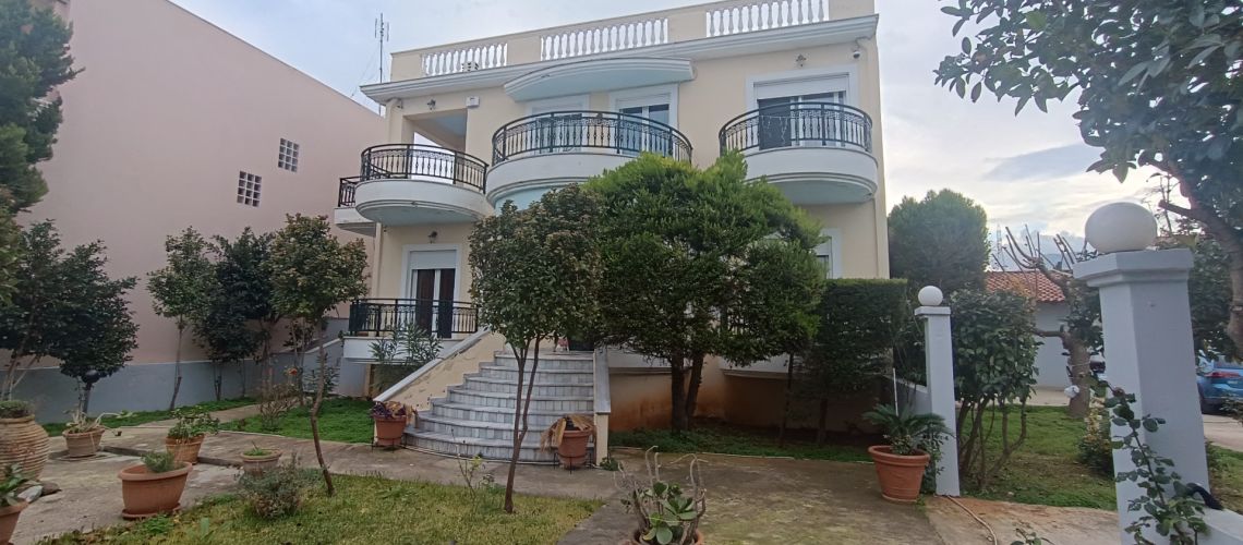 Πωλείται μονοκατοικία με τζάκι και κήπο Κόρινθο εικόνα ακινήτου