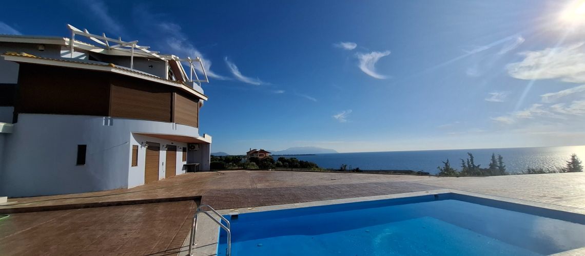 Πωλείται πολυτελής βίλα με πισίνα και υπέροχη θέα θάλασσα Μονολίθι Πρέβεζας εικόνα ακινήτου
